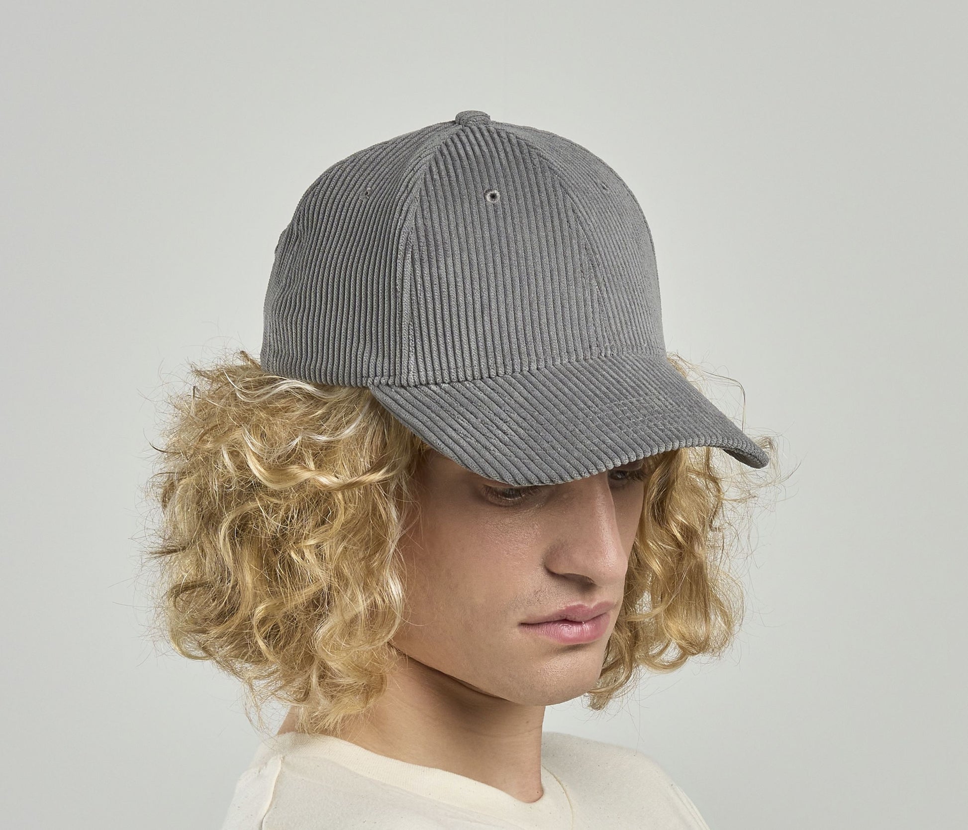 Casquette aspect velours côtelé