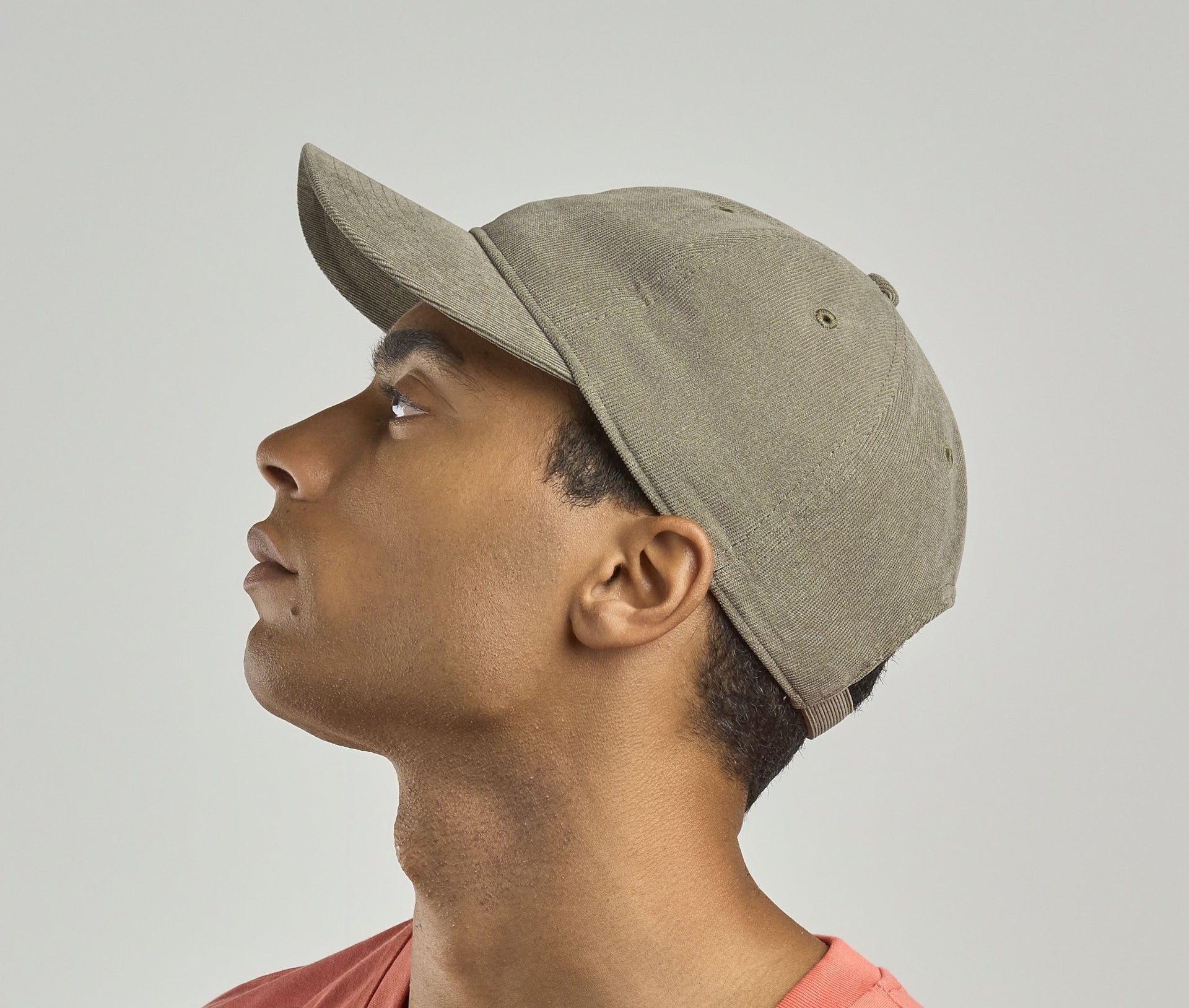 Casquette aspect velours côtelé fin