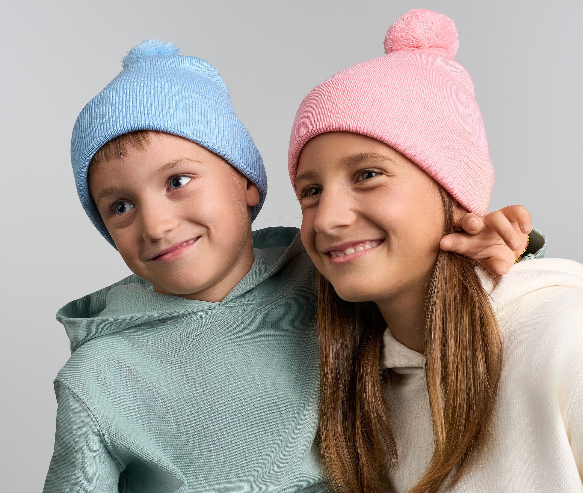 Bonnet à pompon pour enfant