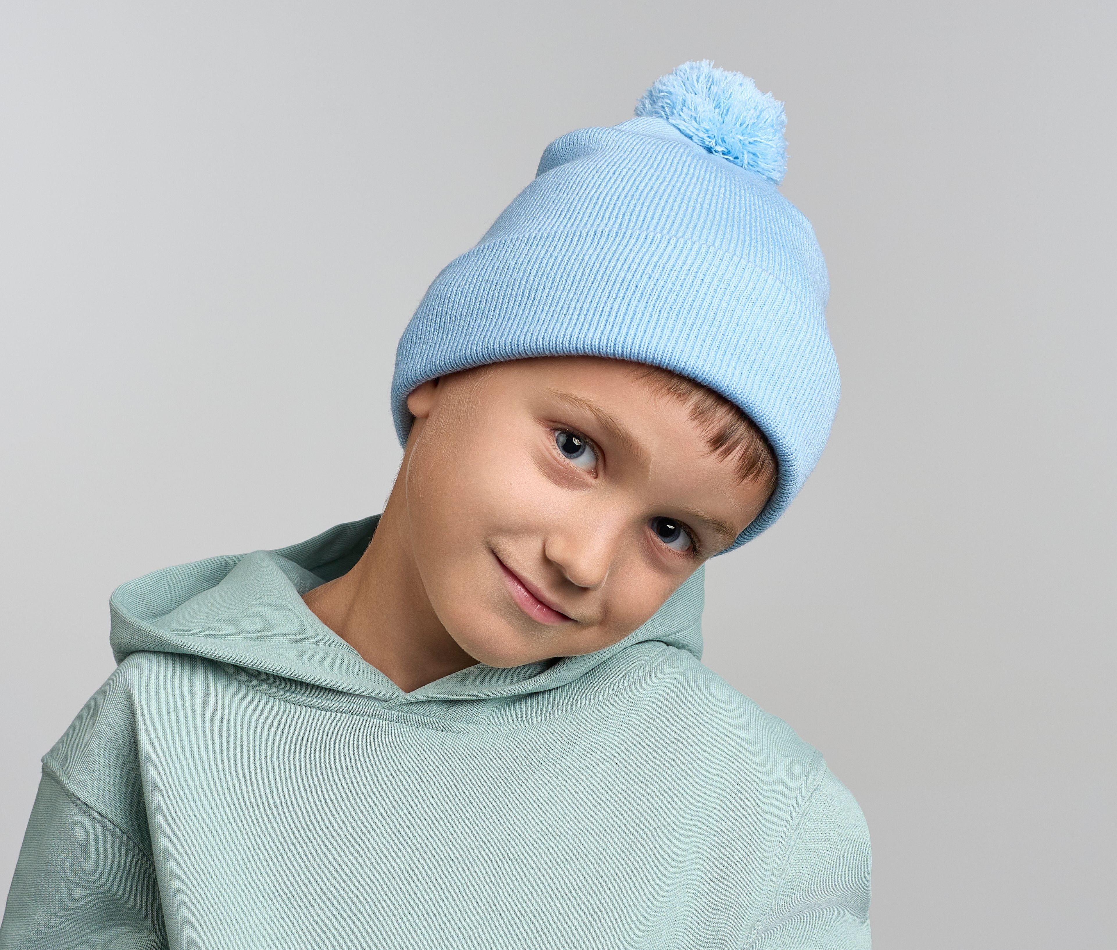 Bonnet à pompon pour enfant