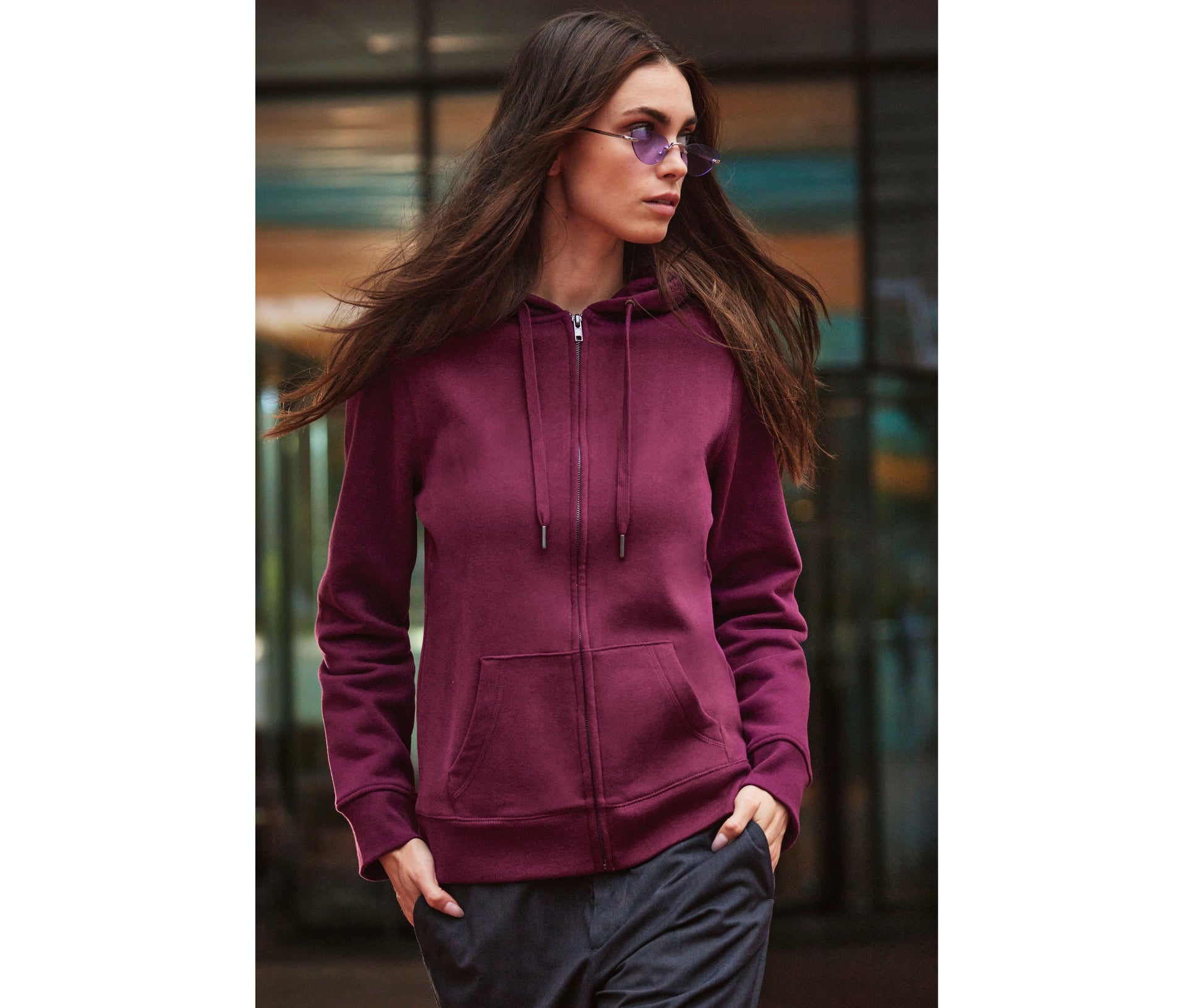 Sweat capuche zippé QUEEN