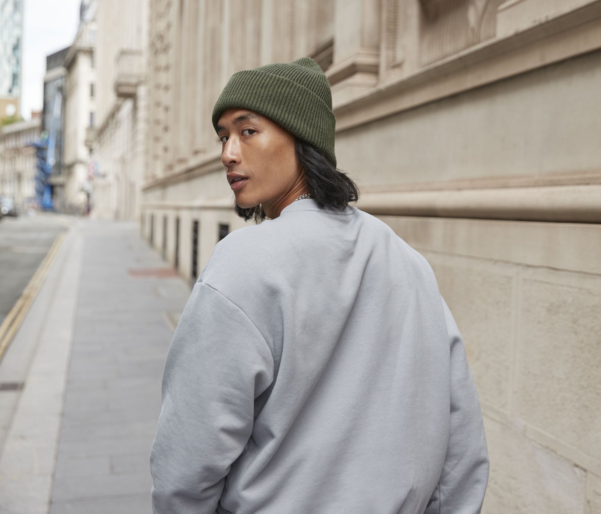 Bonnet avec large revers