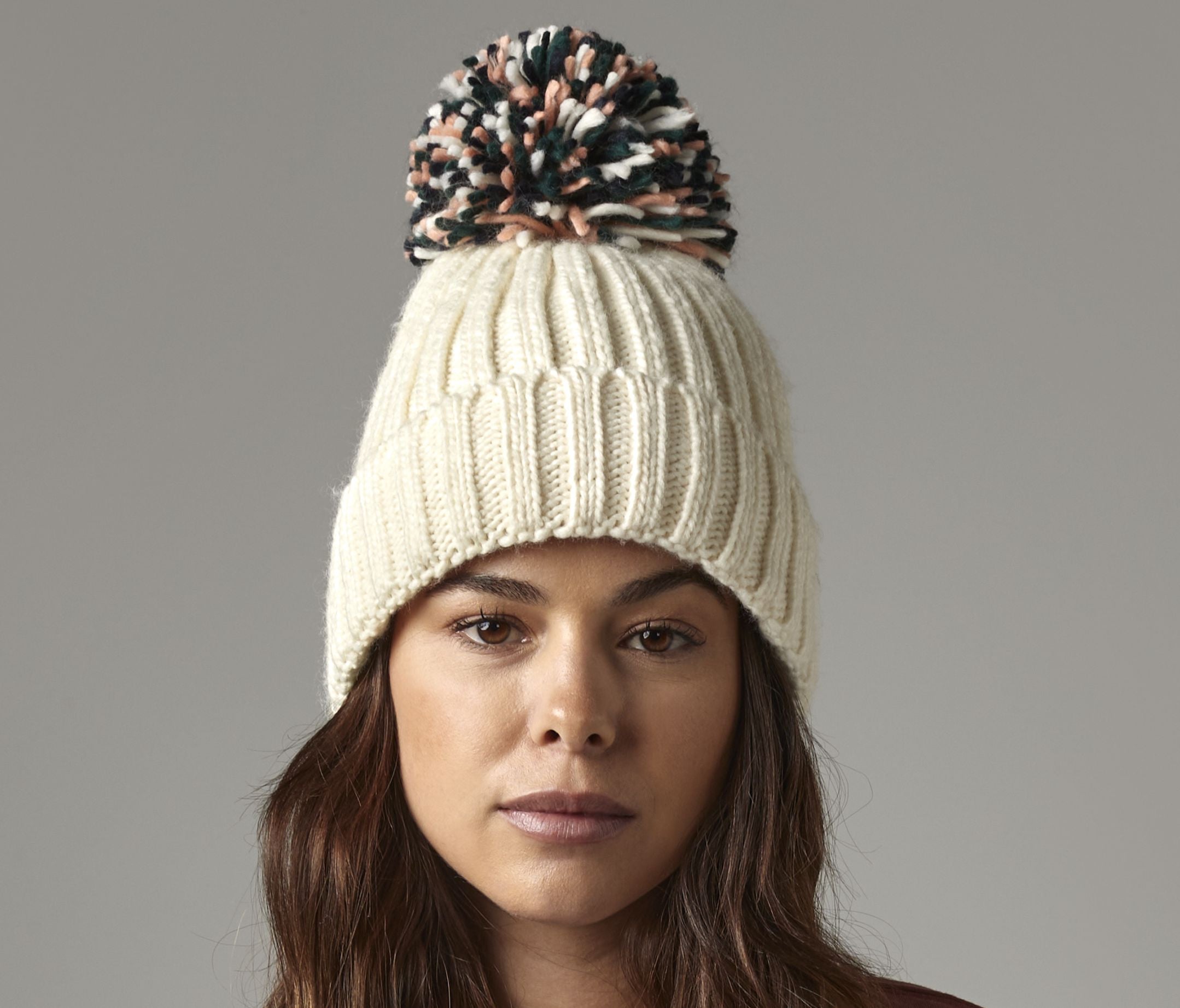 Bonnet avec pompon