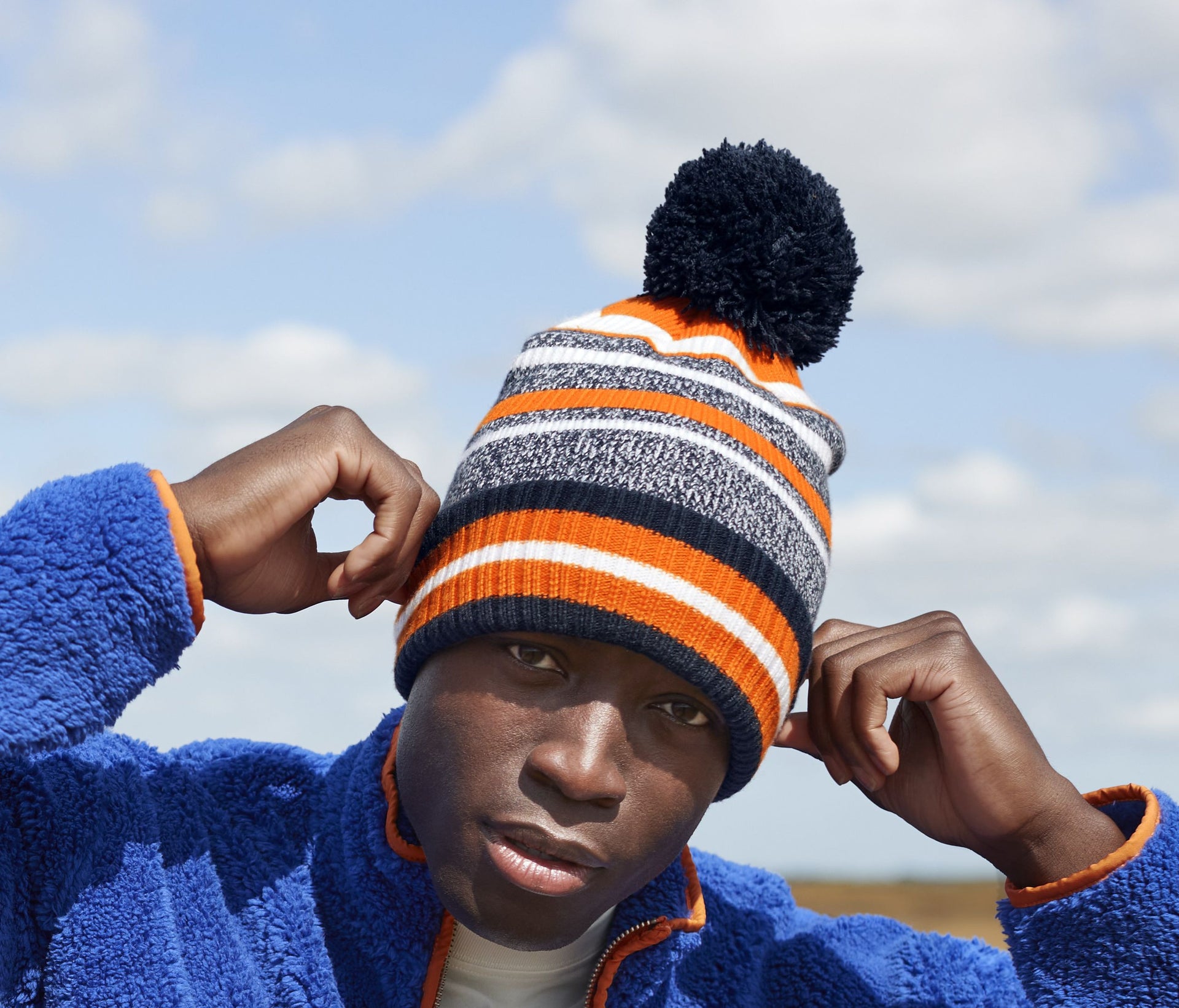 Bonnet avec pompon pour supporters