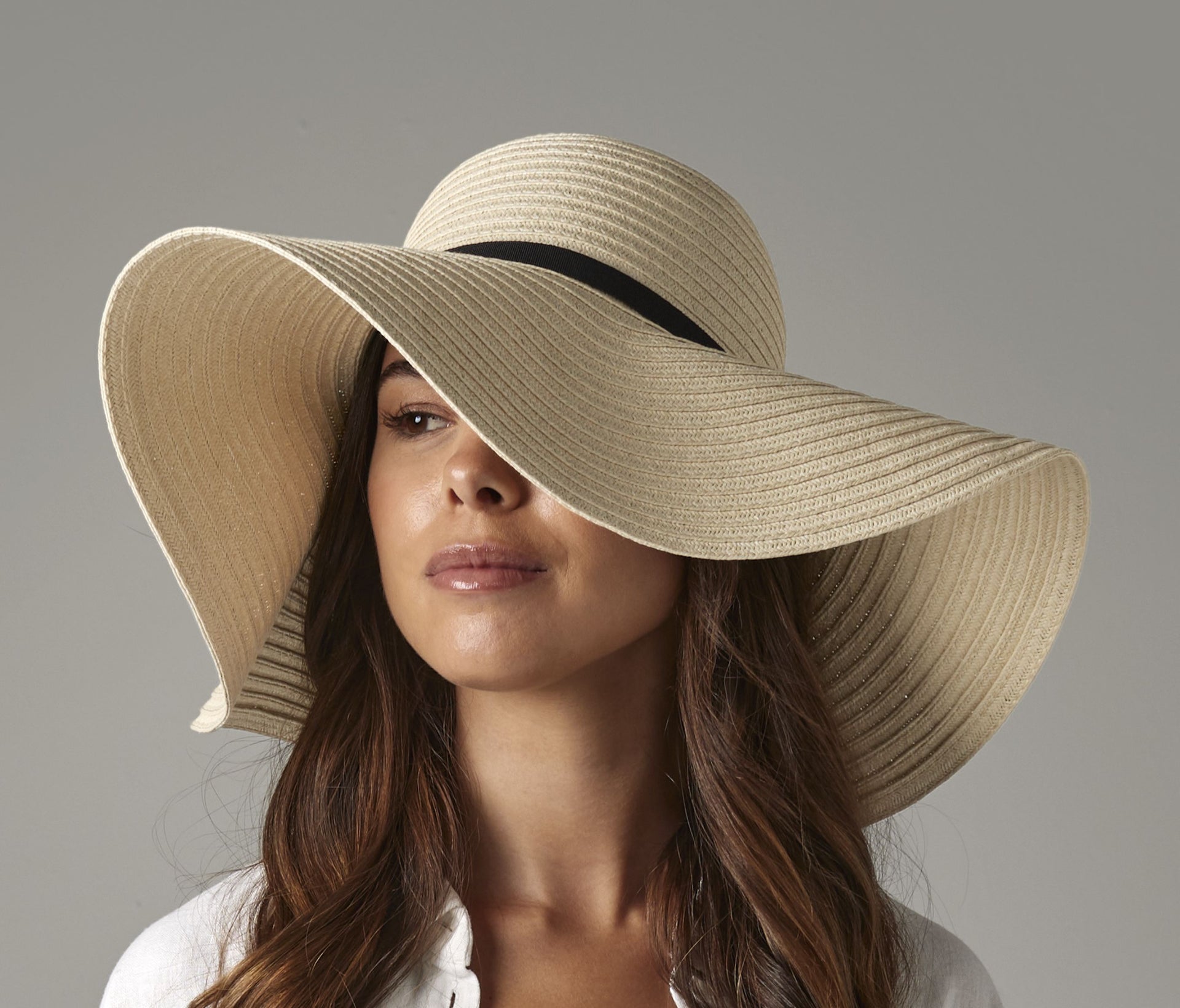 Grand chapeau de paille