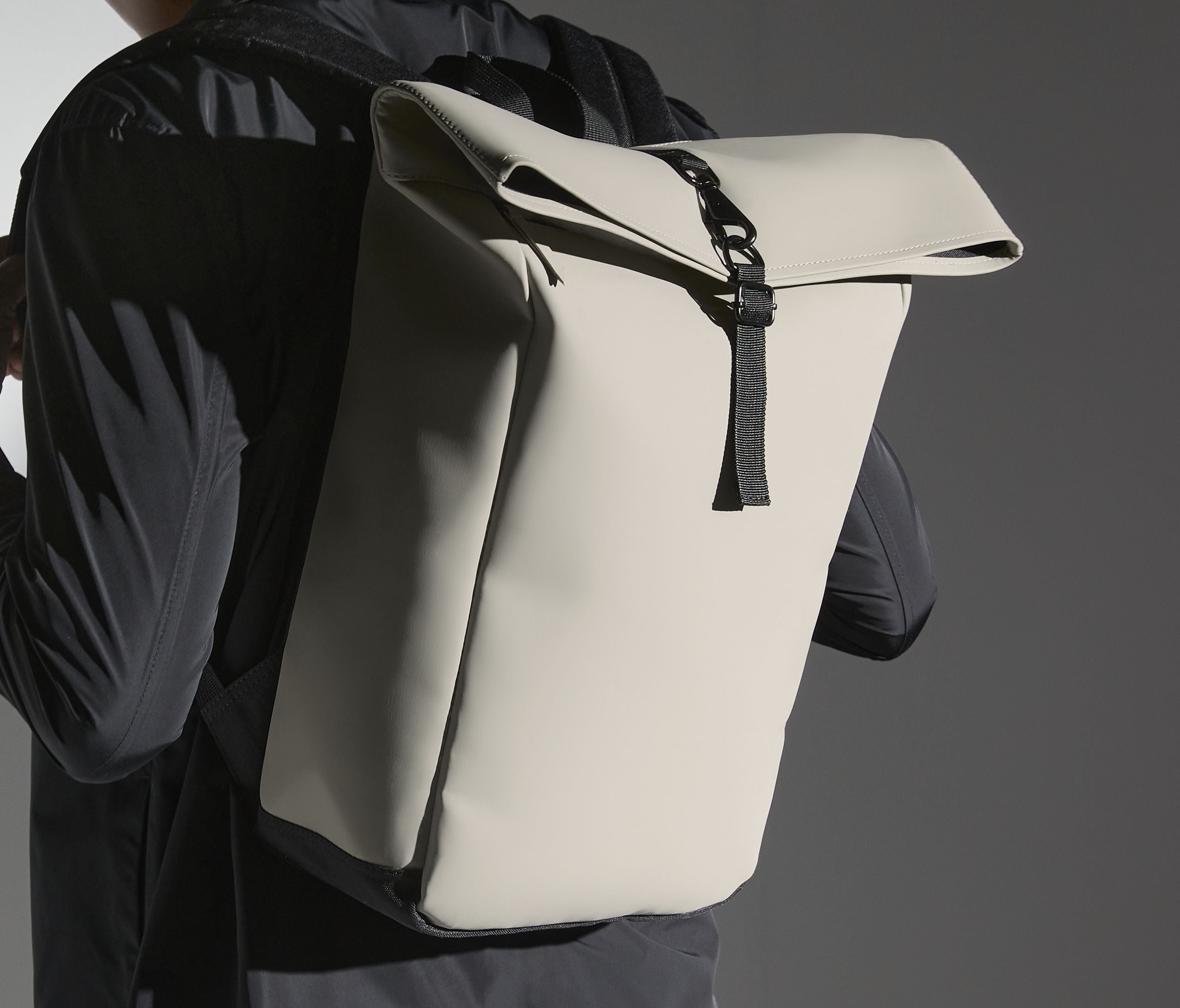 Sac à dos avec rabat enroulable