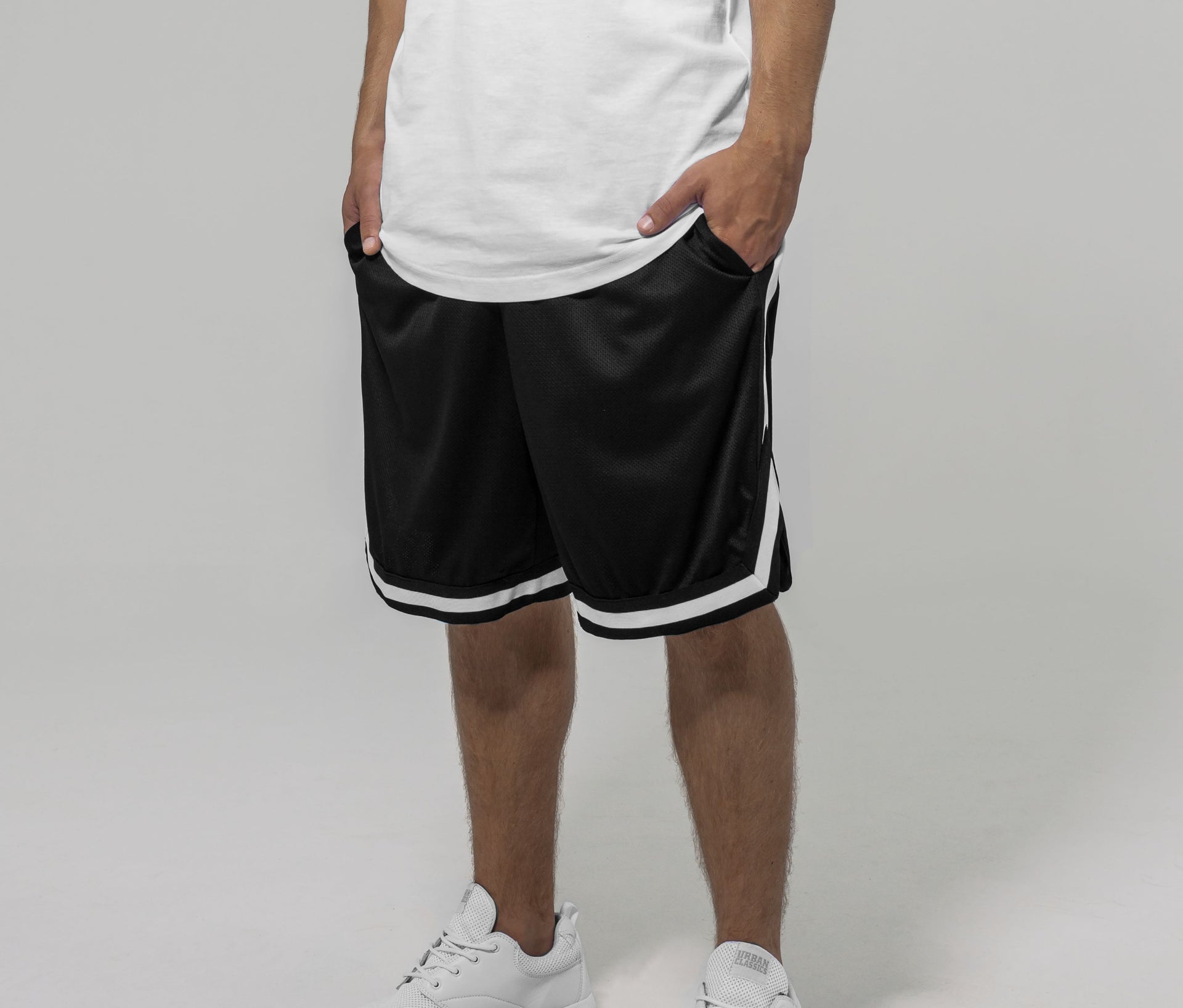 Short bicolore maille filet