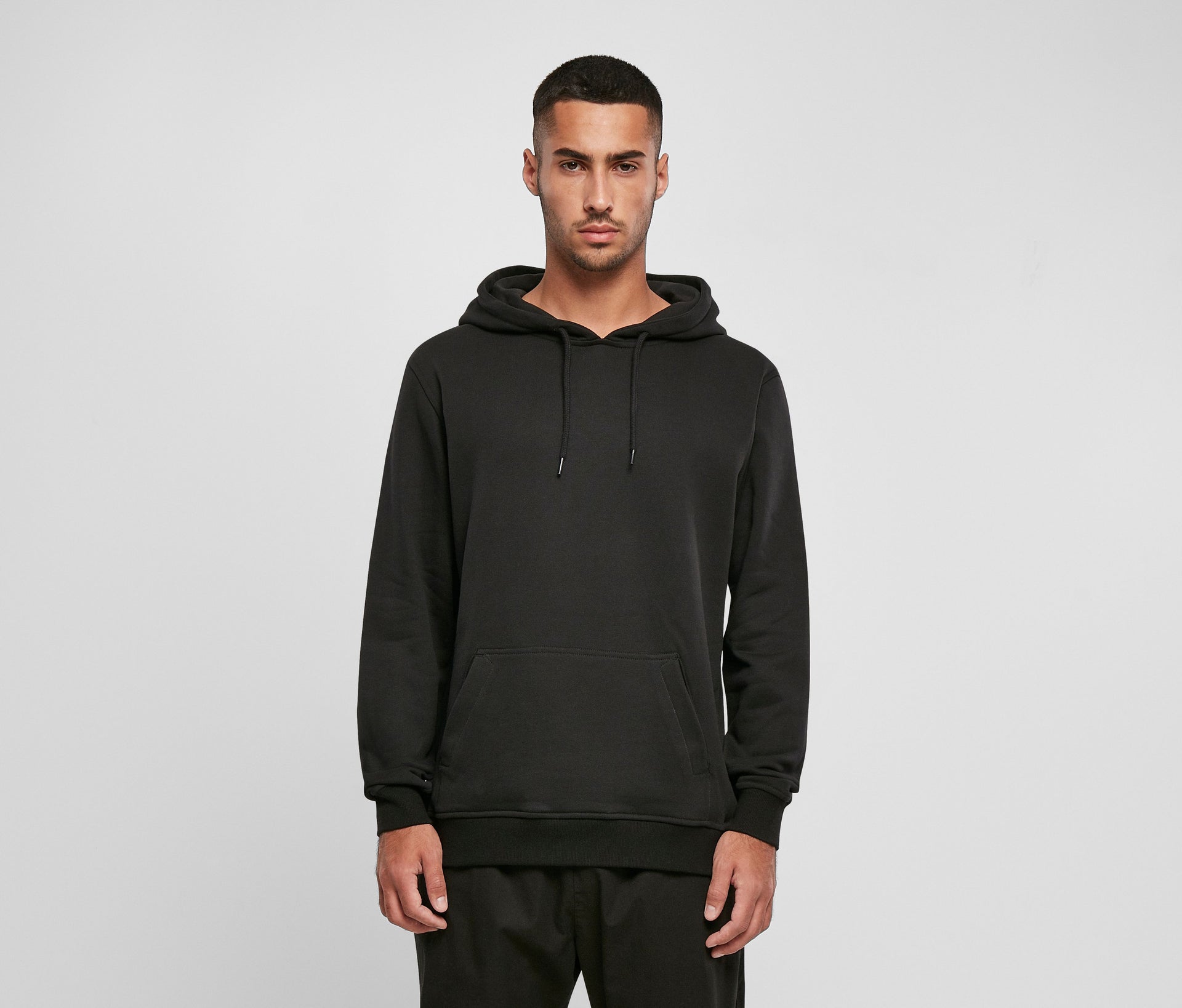 Sweat capuche très lourd