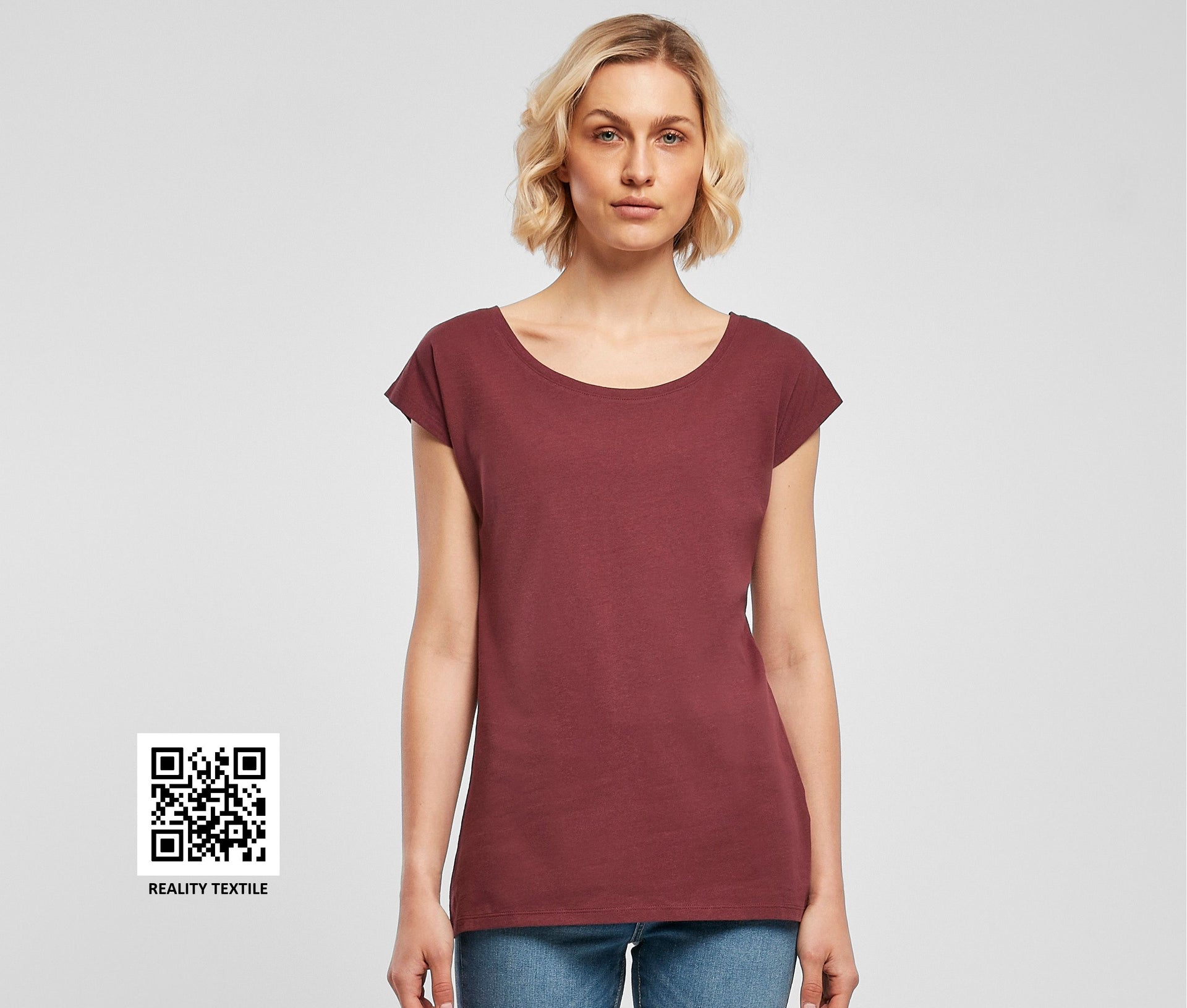 Tee-shirt encolure large