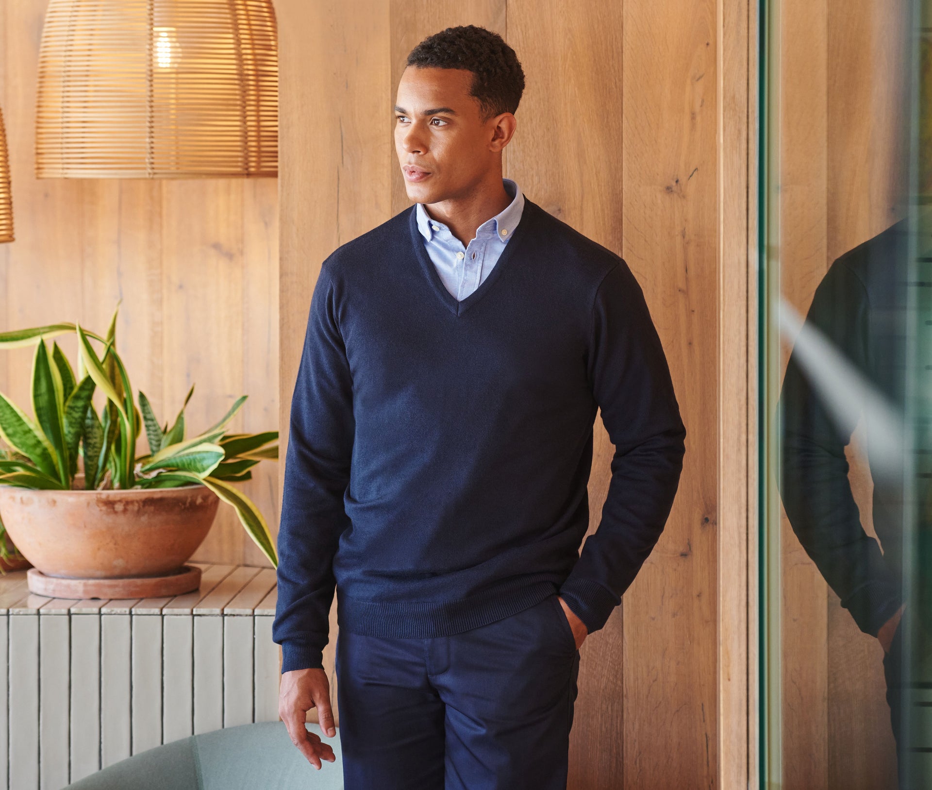 Pull col V homme