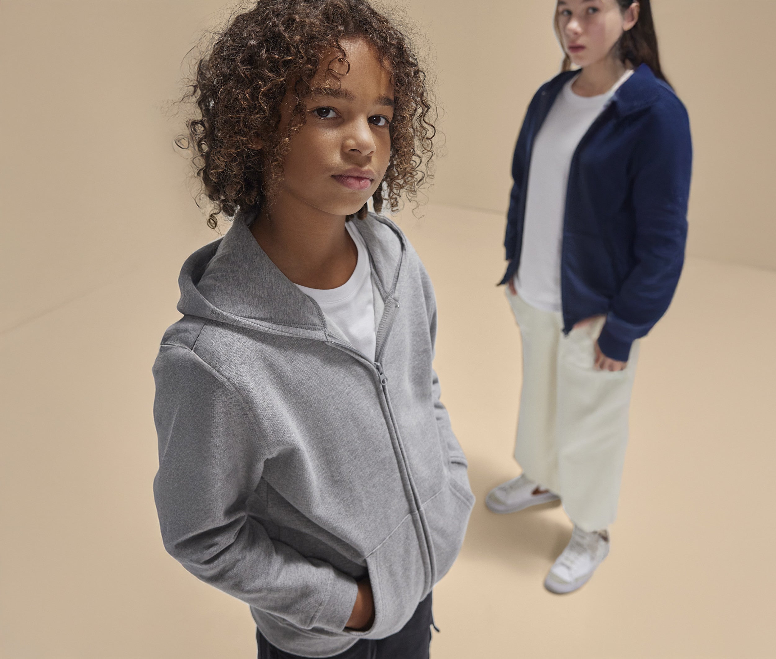 Sweat zippé à capuche unisexe