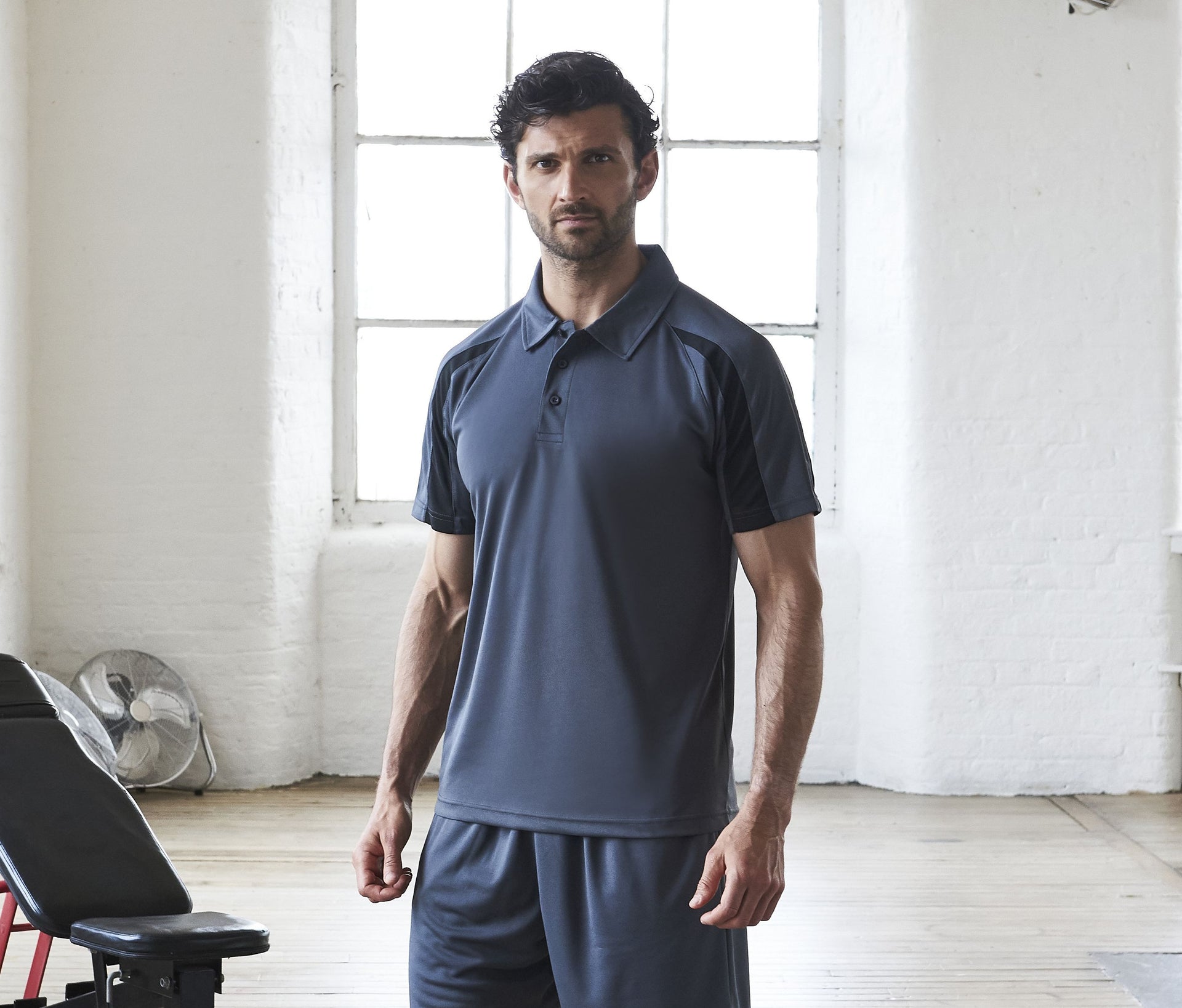 Polo de sport contrasté Neoteric™