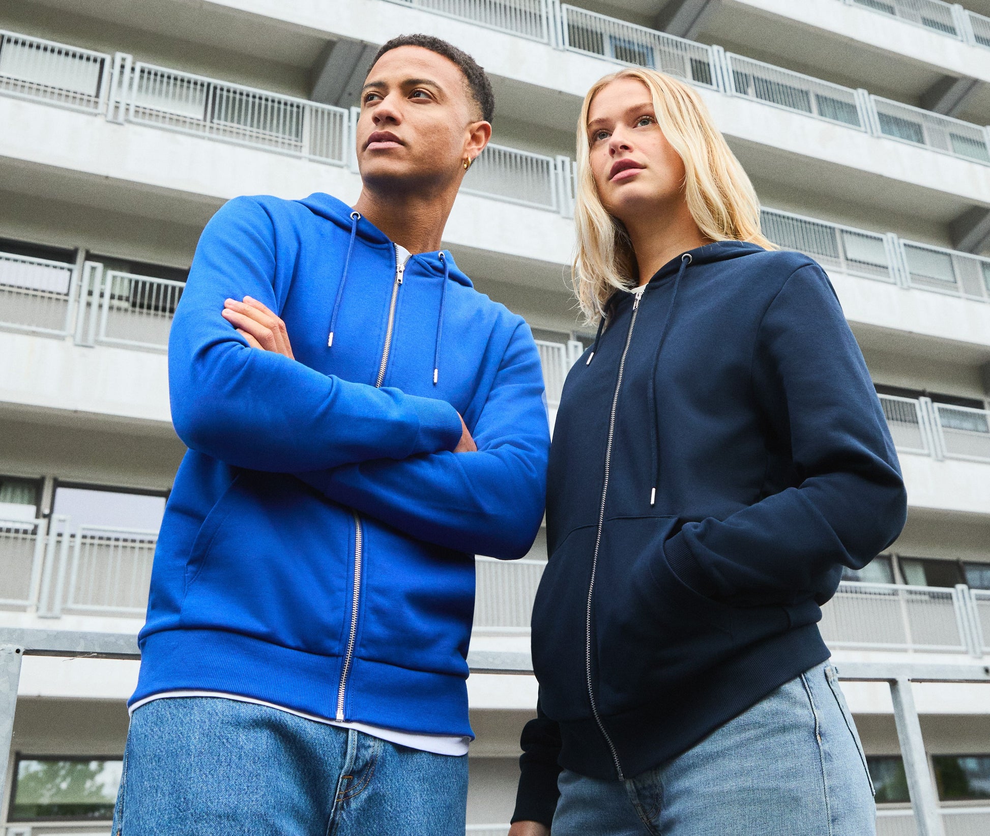 Sweat à capuche zippé unisexe