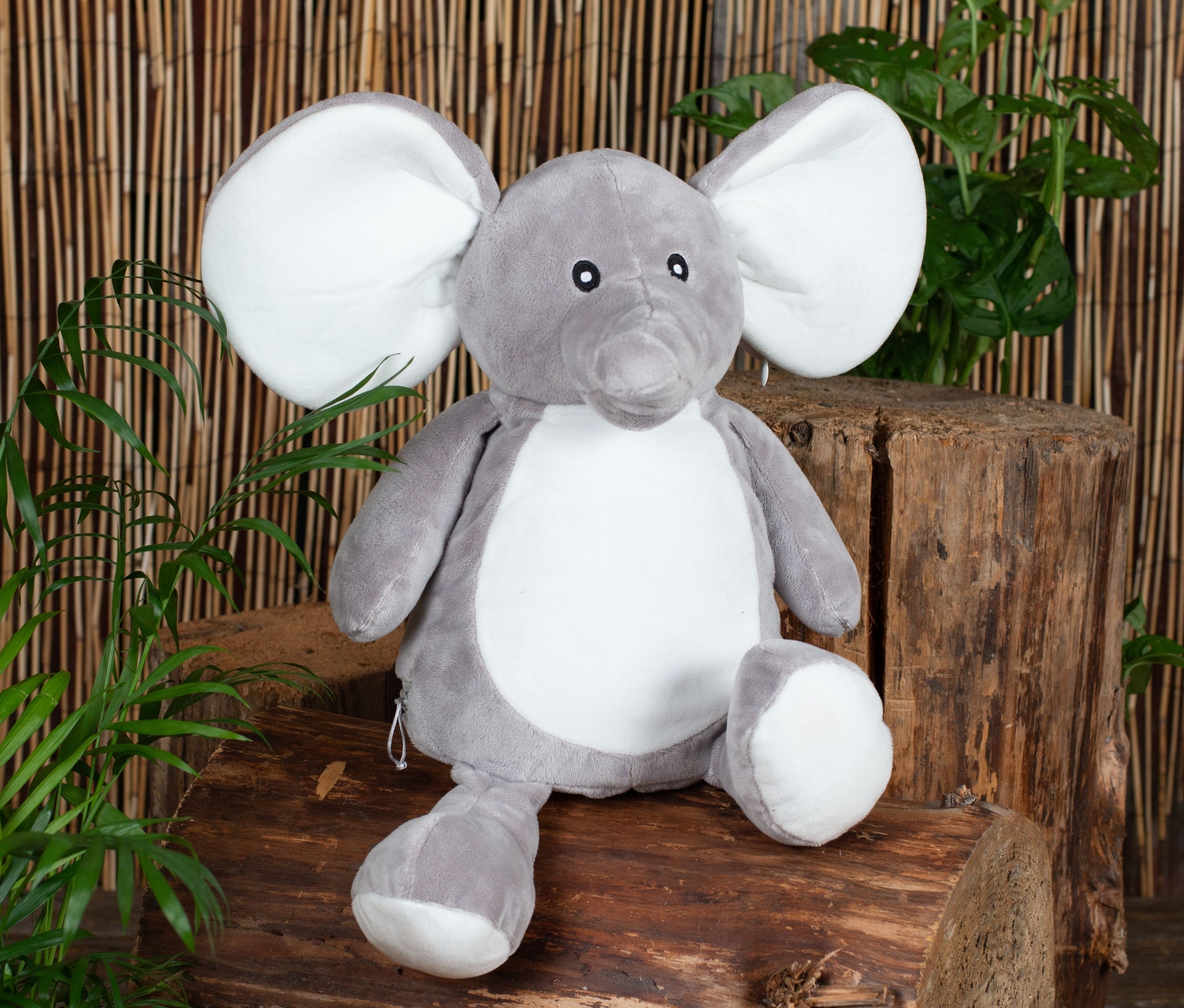 Éléphant en peluche