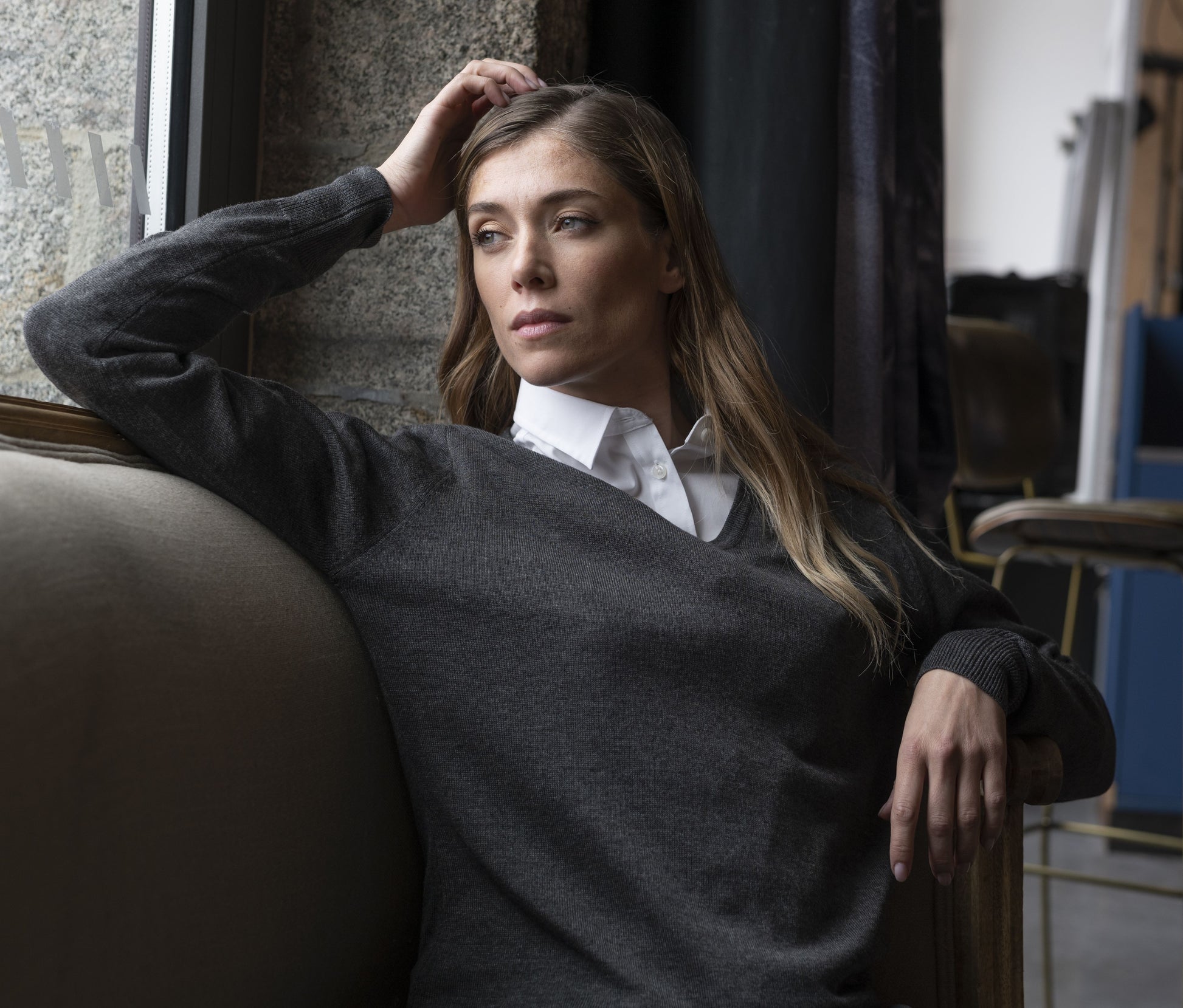 Pull col V femme
