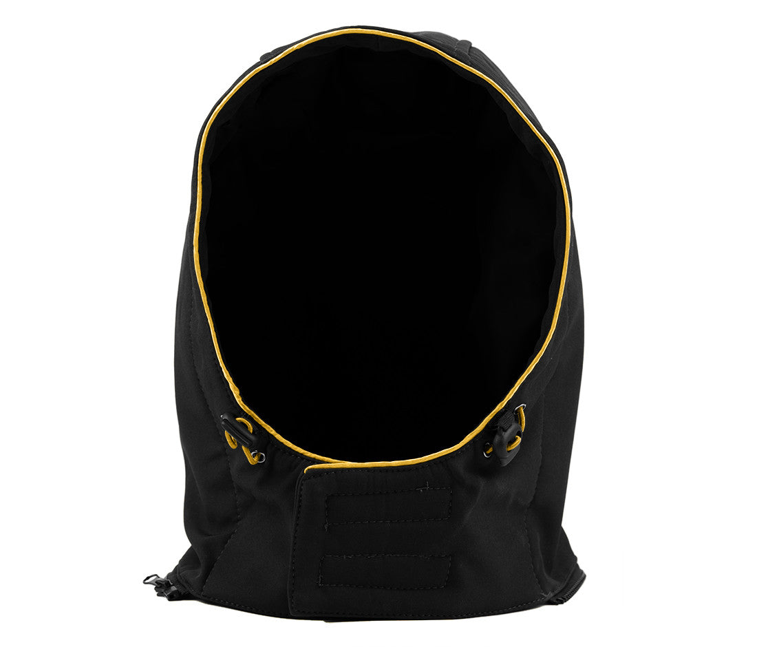 Capuche en Softshell Avec Biais Contrasté - Black/gold